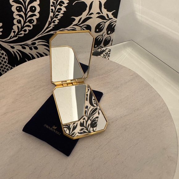 Swarovski Tarot Makeup Pocket Mirror - Picture 9 of 10
